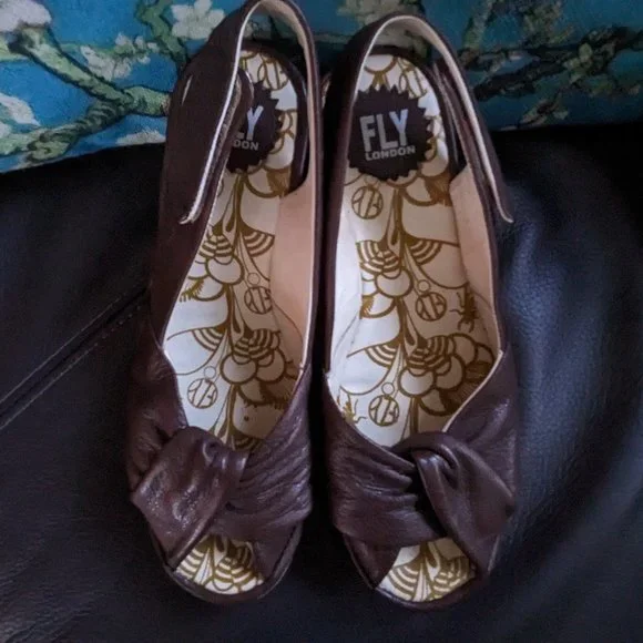 Sandales - Picture 1 of 3